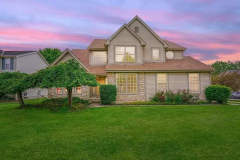8035 Reynoldswood Dr, Reynoldsburg, OH 43068