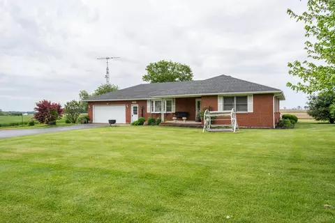 5243 Stone Rd, Sabina, OH 45169