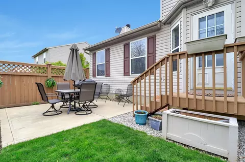 Exterior - 2000 Ashburn Dr, Delaware, OH 43015 photo 5 of 8