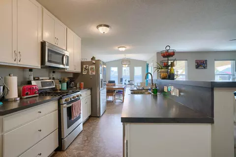 Kitchen - 360 Sycamore Dr, Circleville, OH 43113 photo 5 of 5