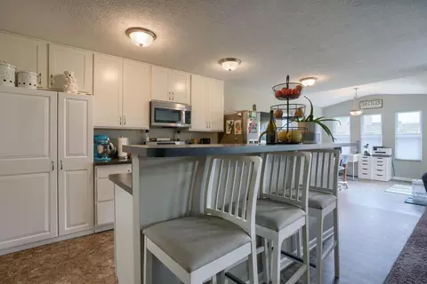 Kitchen - 360 Sycamore Dr, Circleville, OH 43113 photo 1 of 5