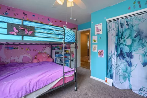 Bedroom - 360 Sycamore Dr, Circleville, OH 43113 photo 2 of 7