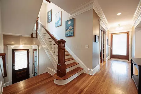 Entry Way - 904 E Broad St E, Columbus, OH 43205 photo 2 of 6