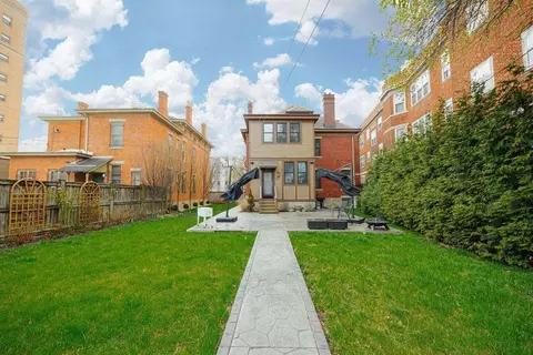 Exterior - 904 E Broad St E, Columbus, OH 43205 photo 14 of 16