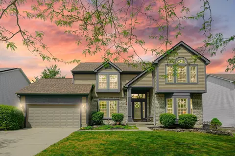1266 River Trail Dr, Grove City, OH 43123