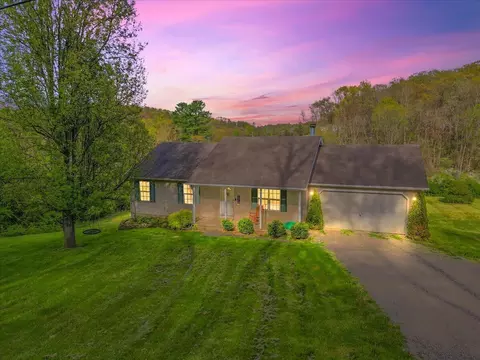 6961 Ballou Rd SE, Heath, OH 43056