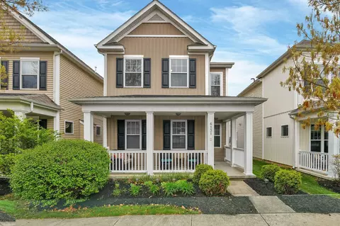 6131 Upper Albany Xing Dr, Westerville, OH 43081