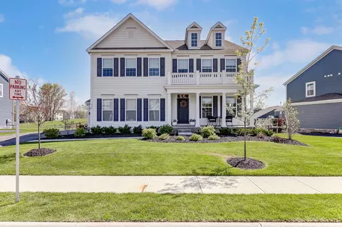 9121 Pickens Dr, Blacklick, OH 43004