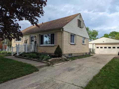 4820 Willowbrook Dr, Springfield, OH 45503