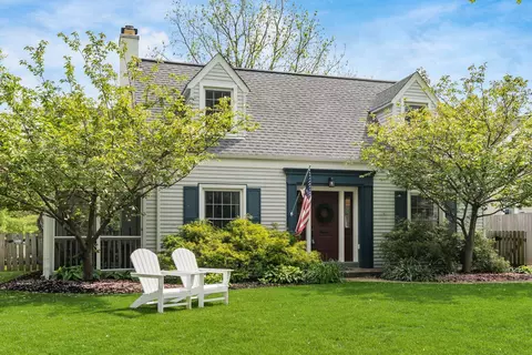 1667 Barrington Rd, Columbus, OH 43221