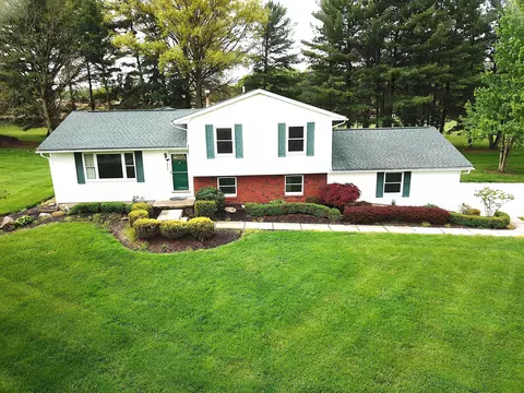 1210 Church St, Lewis Center, OH 43035