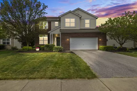 159 Chestnut Estates Dr, Commercial Point, OH 43116