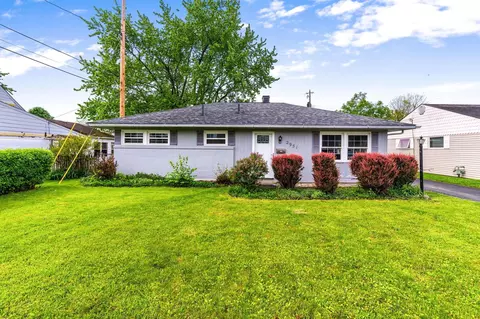 2951 Carol Ave, Grove City, OH 43123