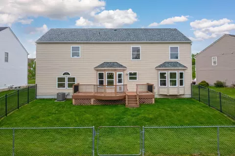 Exterior - 155 Heathermere Loop, Galena, OH 43021 photo 3 of 5