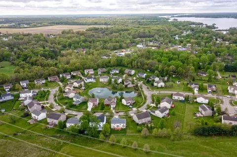 View/Area - 155 Heathermere Loop, Galena, OH 43021 photo 8 of 10