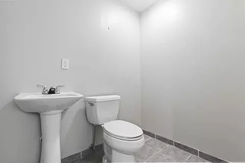 Bath - 155 Heathermere Loop, Galena, OH 43021 photo 4 of 4
