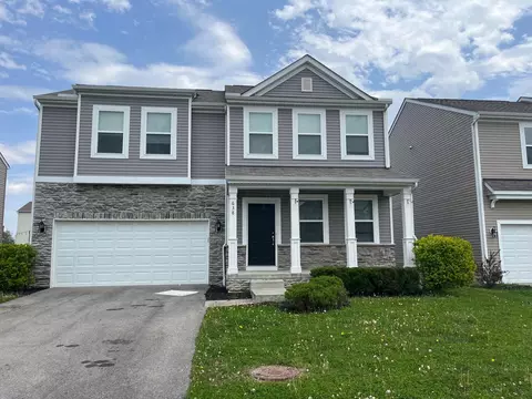 638 Colebridge Dr, Blacklick, OH 43004