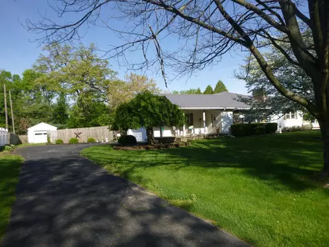 Exterior - 751 Fieldson Dr, Heath, OH 43056 photo 4 of 7