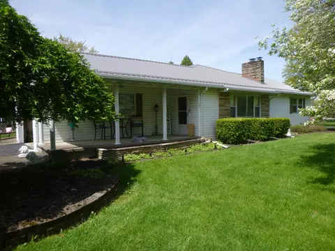 751 Fieldson Dr, Heath, OH 43056