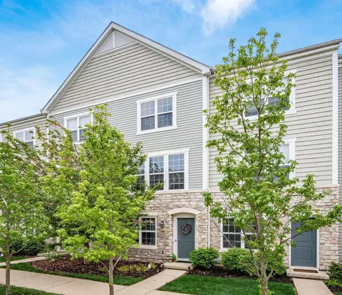 5905 Winberry Creek Dr, Dublin, OH 43016