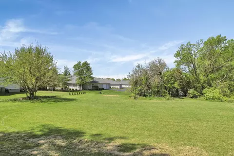 48 Clinton St, Canal Winchester, OH 43110