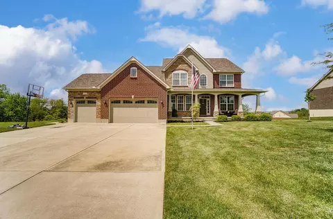Exterior - 13 Buckeye Dr, Middletown, OH 45044 photo 4 of 23