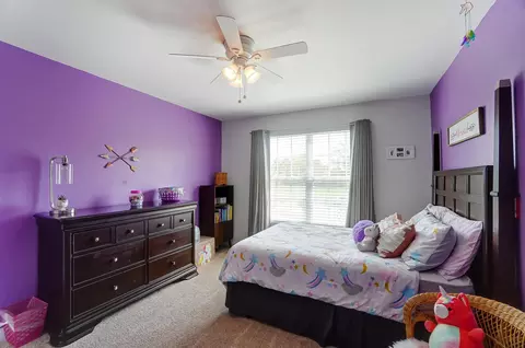 Bedroom - 13 Buckeye Dr, Middletown, OH 45044 photo 9 of 12