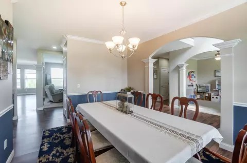 Dining - 13 Buckeye Dr, Middletown, OH 45044 photo 6 of 6