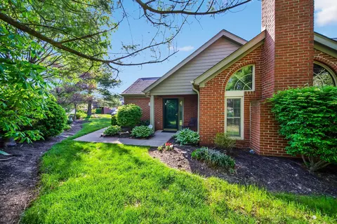 3914 Sandstone Cir, Powell, OH 43065