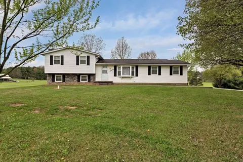 10080 Cooper Rd NW, Johnstown, OH 43031