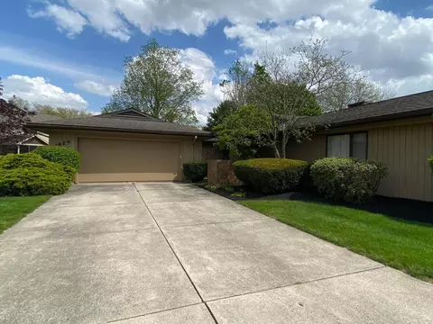 1424 Woodridge Rd, Marion, OH 43302