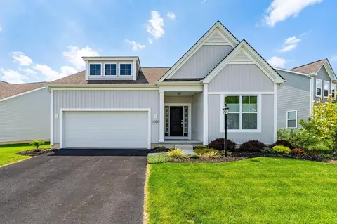 3029 Quiet Brk, Columbus, OH 43231