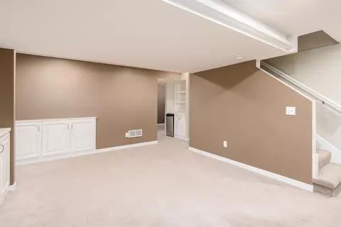Living - 111 Cherry Tree Ct, Delaware, OH 43015 photo 5 of 6