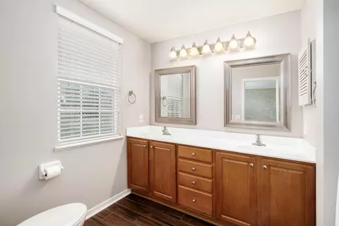 Bath - 111 Cherry Tree Ct, Delaware, OH 43015 photo 2 of 6