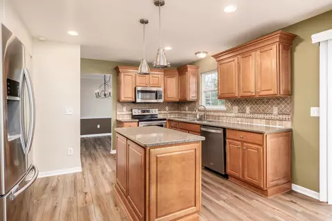 Kitchen - 111 Cherry Tree Ct, Delaware, OH 43015 photo 1 of 6