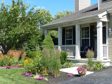 Exterior - 111 Cherry Tree Ct, Delaware, OH 43015 photo 16 of 19