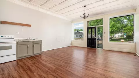 501 Main St, Dresden, OH 43821 photo 7