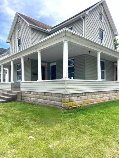 265 S Howard St, Sabina, OH 45169