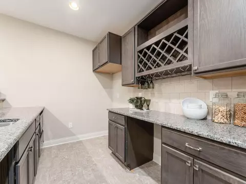 Kitchen - 3640 Switchgrass Ct, Hilliard, OH 43026 photo 6 of 6