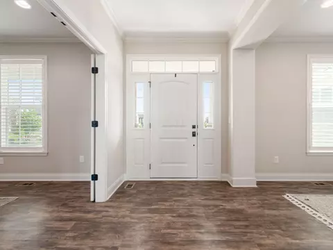 Entry Way - 3640 Switchgrass Ct, Hilliard, OH 43026 photo 2 of 4