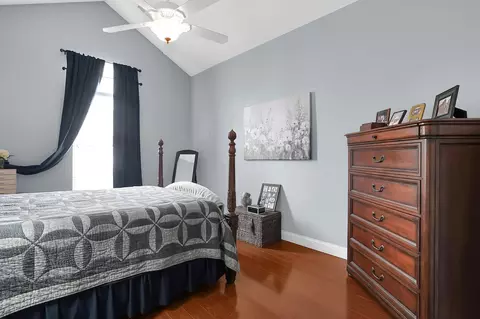 Bedroom - 6035 Eiger Dr, Columbus, OH 43213 photo 4 of 6