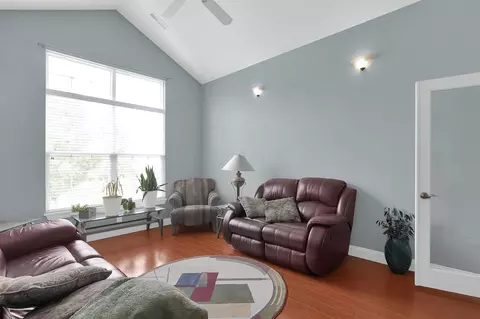 Living - 6035 Eiger Dr, Columbus, OH 43213 photo 3 of 3