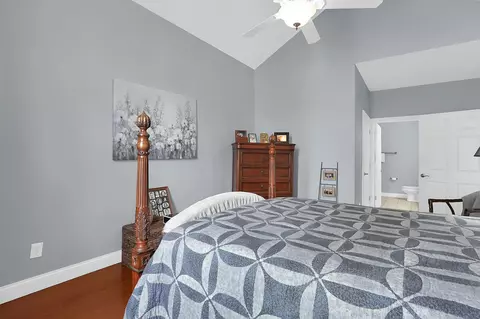 Bedroom - 6035 Eiger Dr, Columbus, OH 43213 photo 6 of 6