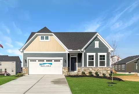 649 Red Maple Ln, Wilmington, OH 45177