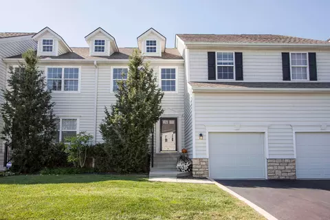 9187 Walker Park Dr, Columbus, OH 43240