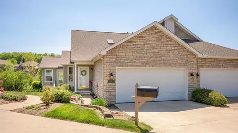 32 Coventry Ct E, Mount Vernon, OH 43050