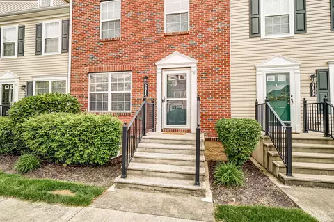 6411 Walnut Fork Dr #6411, Westerville, OH 43081