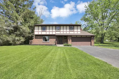 11540 Woodbridge Ln NW, Baltimore, OH 43105