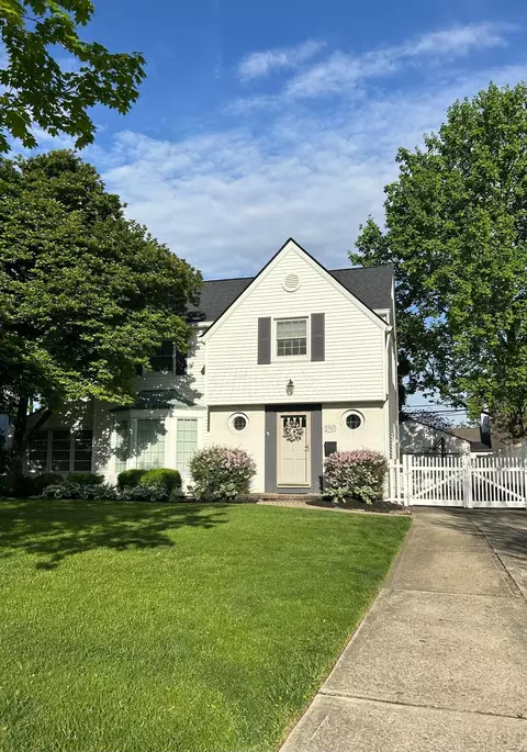 2707 York Rd, Columbus, OH 43221