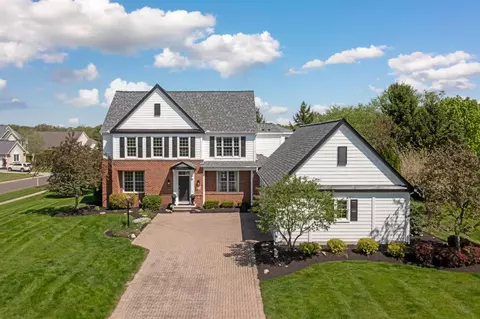 7553 Blue Fescue Dr, Westerville, OH 43082